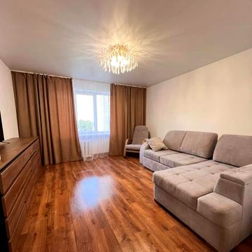 Широка вул., 100