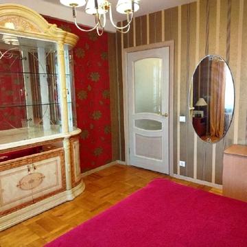 Володимира Івасюка просп. (Героїв Сталінграду), 15-Б