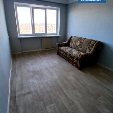 Нікопольська вул., 32