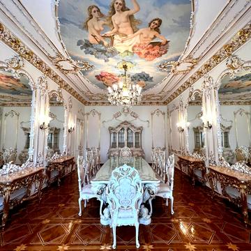 Олекси Новаківського вул., 8