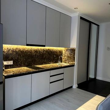 Юнацька вул., (Будинок Smart 11)