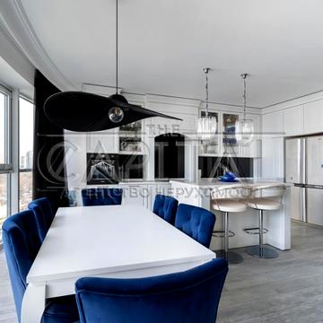 Зарічна вул., 1-Б