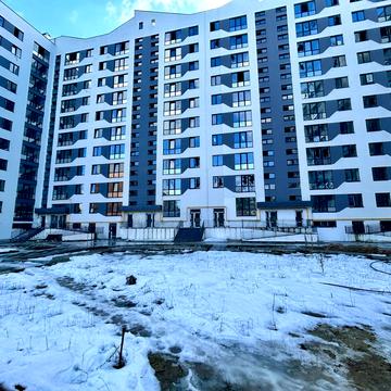 Мисливська вул., (Будинок 2)