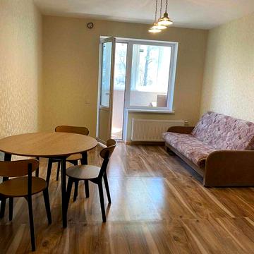 Львівська вул., 11