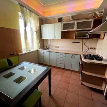 Паркова вул., 43