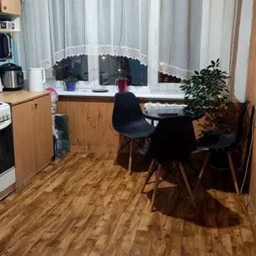 Наукова вул., 10