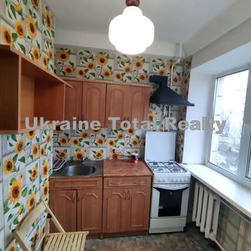 Русанівська набережна вул., 8/1