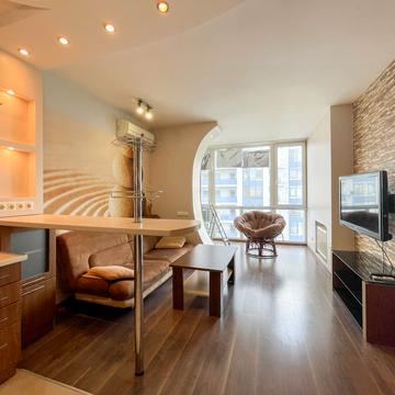 Миколи Ушакова вул., 1-Б