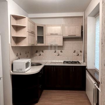 Марії Приймаченко бульв. (Академіка Ліхачова), 8-Б