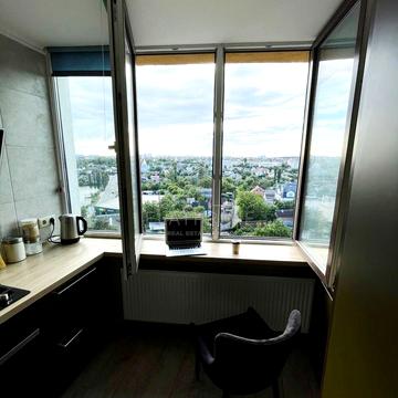 Соборна вул. (Петропавлівська), 10-Д