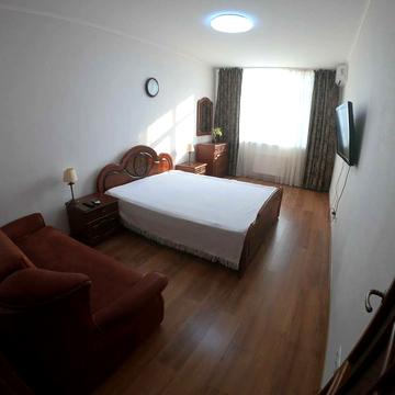 Любомира Гузара просп. (Космонавта Комарова), 46-В