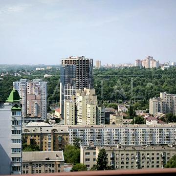 Василя Тютюнника вул. (Анрі Барбюса), 37/1