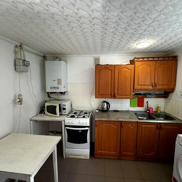 Святого Івана Павла II просп. (), 59