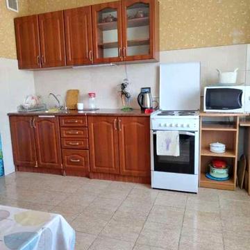 Федора Ернста вул., 12