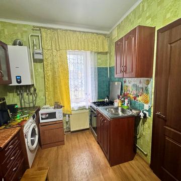 Небесної Сотні вул. (Леніна), 69