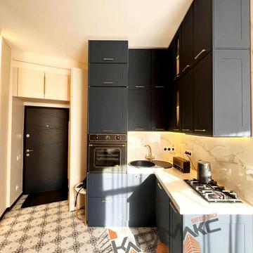 Богдана Хмельницького вул., 15