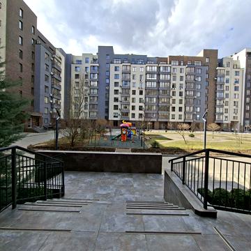 Чехова вул., 1/2