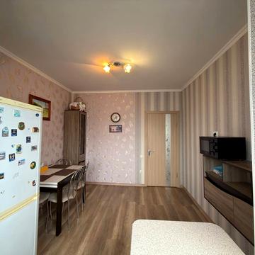 Володимира Івасюка вул., (Будинок)