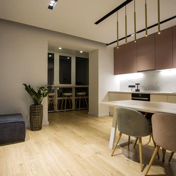 Новомостицька вул., 15