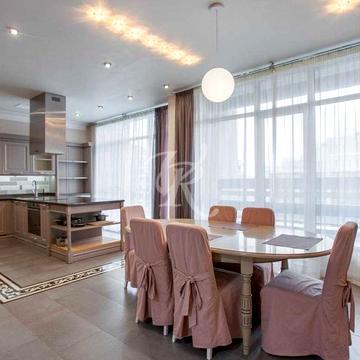 Андрія Верхогляда вул. (Михайла Драгомирова), 14