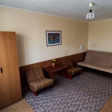 Романа Ратушного вул. (Волгоградська), 27