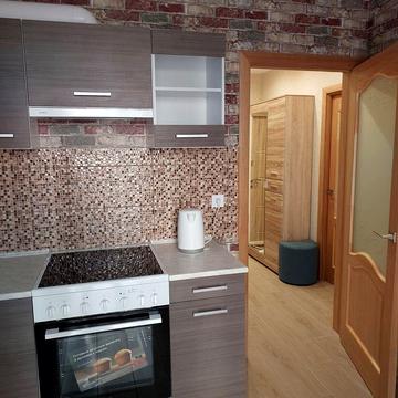 Берковецька вул., 6