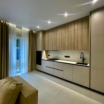 Зоряна вул.