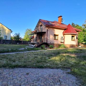 українська