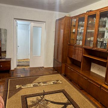 Косачів вул., 28