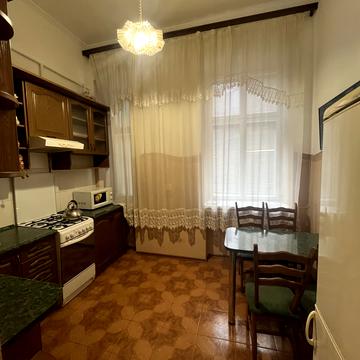 Січових Стрільців вул. (), 17