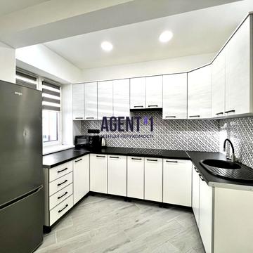 Академіка Шалімова вул., 82