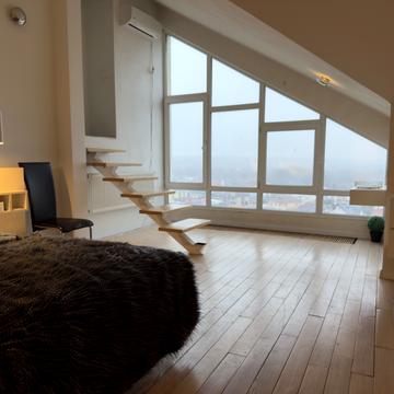 Василя Симоненка вул., 41