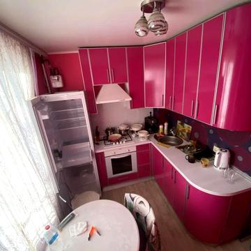 Нескорених вул., 33