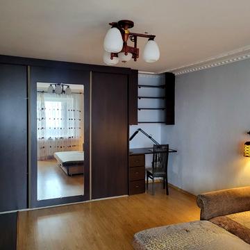 Оноре де Бальзака вул., 4