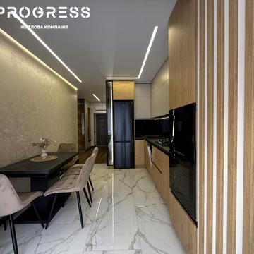 Княгинин вул., (Будинок 28)