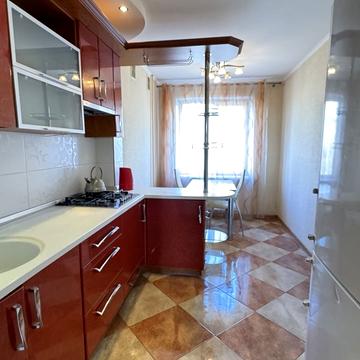 Покровська вул. (Подбєльського), 33