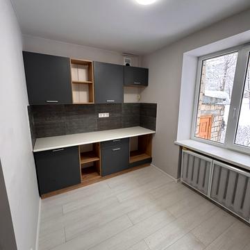 Сергія Скальда вул. (Комарова), 28