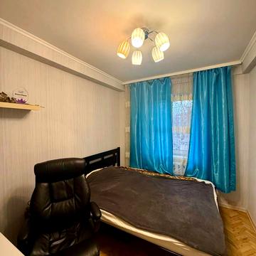 Голосіївський просп. (40-річчя Жовтня), 122к2