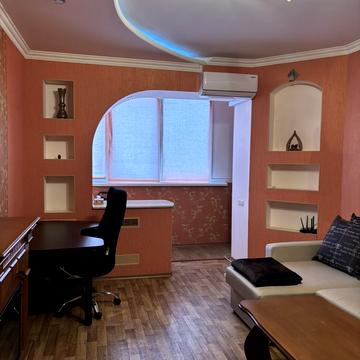 Братства Тарасівців вул. (Декабристів), 5