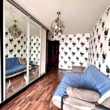 Голосіївська вул., 8