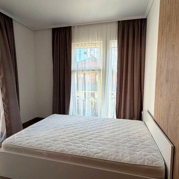 Литовська вул., 46