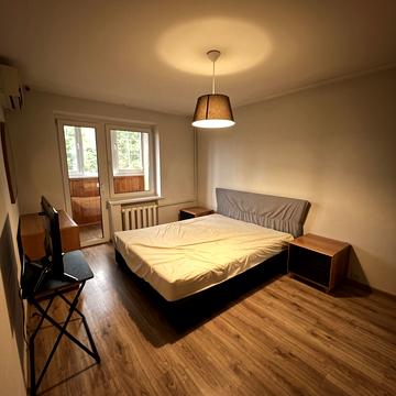 Саксаганського вул., 50/20