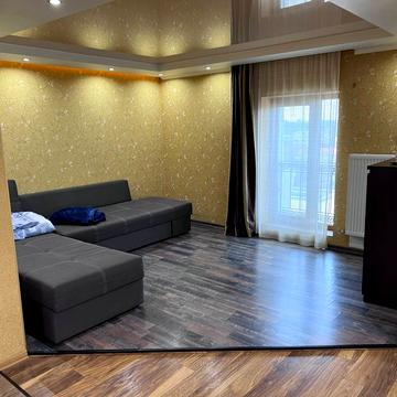 Героїв Харкова просп. (Московський), 124/7