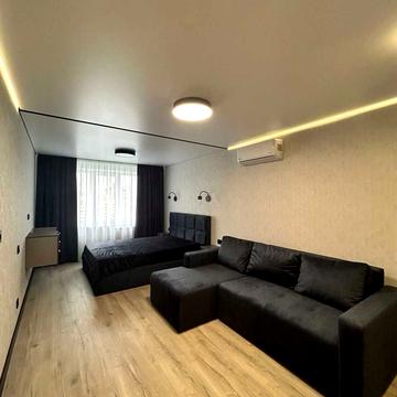 Володимира Івасюка просп. (Героїв Сталінграду), 27-А