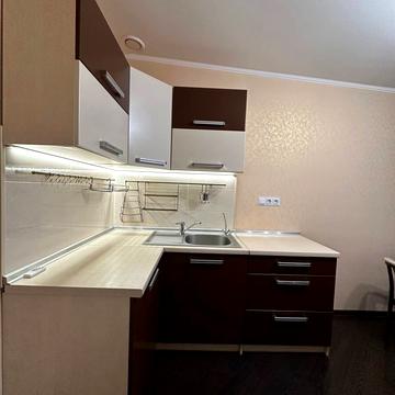 Університетська вул., 2-Р