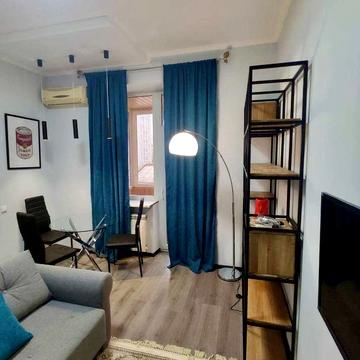 Велика Васильківська вул. (Червоноармійська), 58