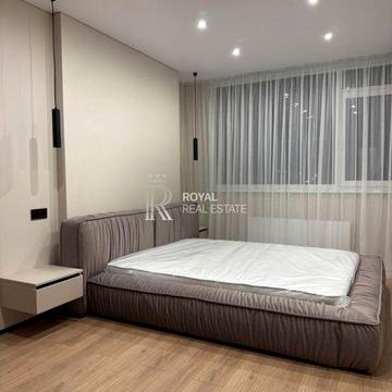 Берестейський просп. (Перемоги), 11 к2