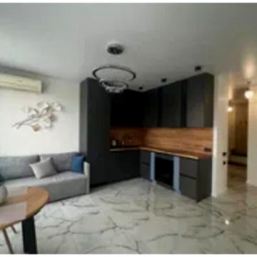 Віктора Некрасова вул. (Північно-Сирецька), 10