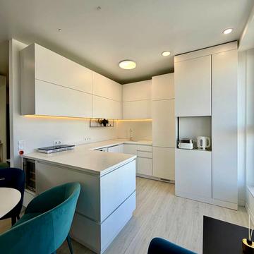 Володимира Великого вул. (Артема), 10-Б