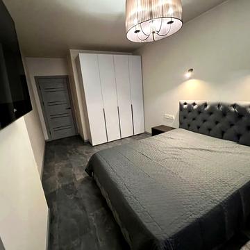 Олександра Олеся вул., 17